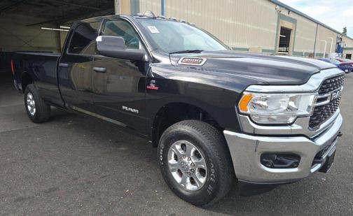 2022 RAM 3500 Big Horn Crew Cab 4x4 8' Box