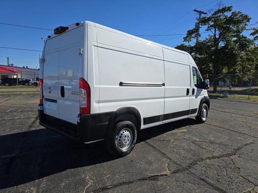 2025 RAM ProMaster 2500 Tradesman