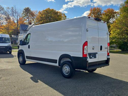 2025 RAM ProMaster 2500 Tradesman