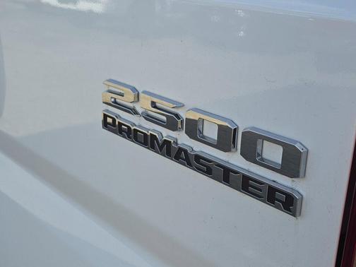 2025 RAM ProMaster 2500 Tradesman
