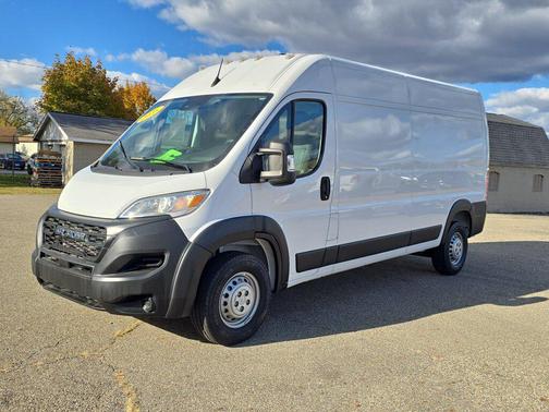2025 RAM ProMaster 2500 Tradesman