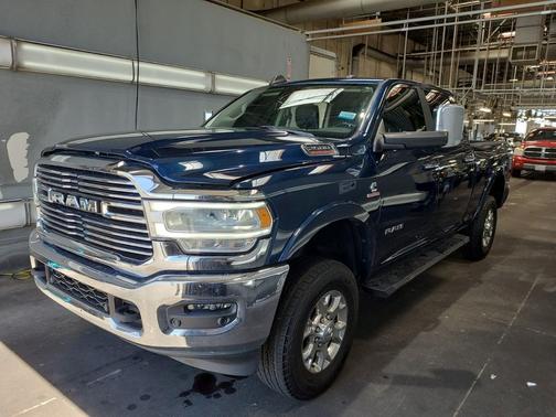 Patriot Blue Pearlcoat 2021 RAM 2500 Laramie Crew Cab 4x4 6'4' Box
