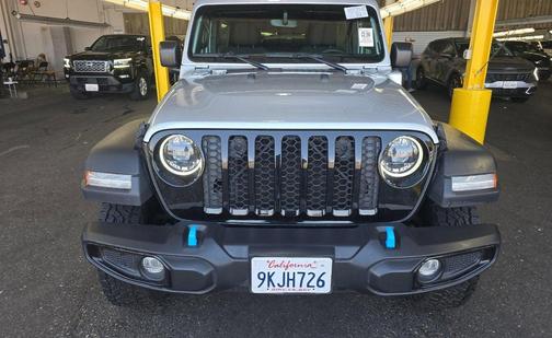 Silver Zynith Clearcoat 2023 Jeep Wrangler 4xe Willys