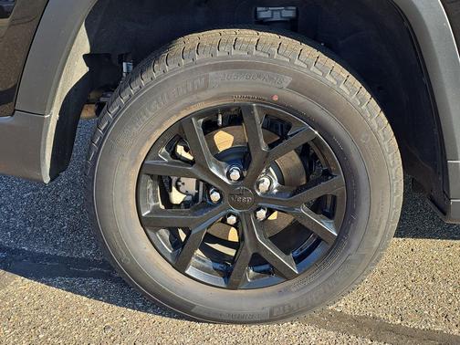 2024 Jeep Grand Cherokee Altitude