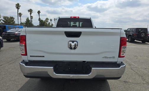 2022 RAM 3500 Tradesman Crew Cab 4x4 8' Box