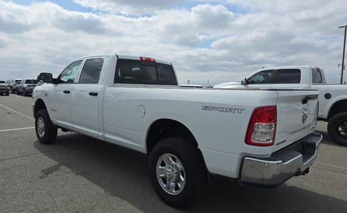 2022 RAM 3500 Tradesman Crew Cab 4x4 8' Box