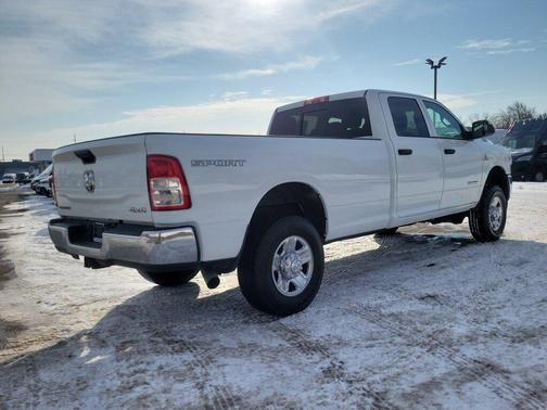2022 RAM 3500 Tradesman Crew Cab 4x4 8' Box
