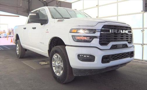 2025 RAM 2500 Big Horn Crew Cab 4x4 6'4' Box