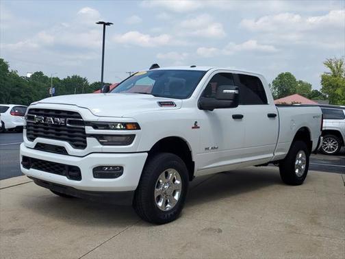 2025 RAM 2500 Big Horn Crew Cab 4x4 6'4' Box