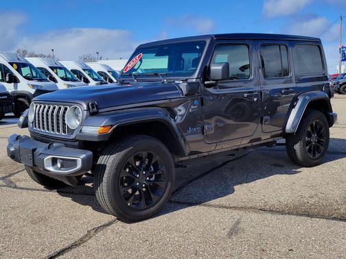 2025 Jeep Wrangler 4xe Sahara