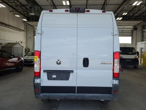 2025 RAM ProMaster 2500 Tradesman