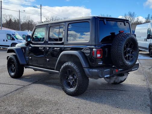 Black Clearcoat 2025 Jeep Wrangler 4xe Willys