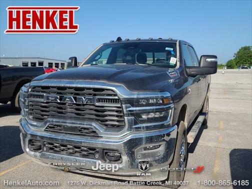 2025 RAM 2500 Tradesman Crew Cab 4x4 6'4' Box