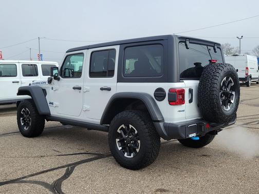 Bright White Clearcoat 2025 Jeep Wrangler 4xe Rubicon