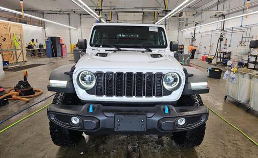 2025 Jeep Wrangler 4xe Rubicon