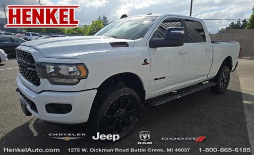 Bright White Clearcoat 2024 RAM 2500 Big Horn Crew Cab 4x4 6'4' Box