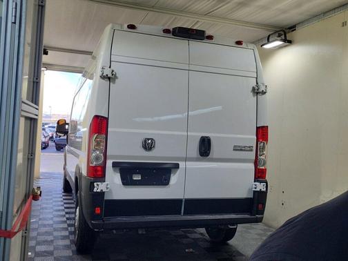 2025 RAM ProMaster 2500 Tradesman