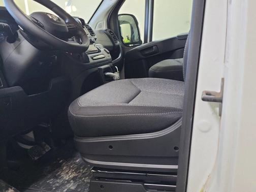 2025 RAM ProMaster 2500 Tradesman