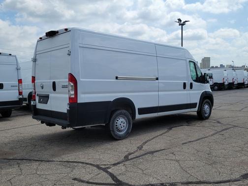 Bright White Clearcoat 2025 RAM ProMaster 3500 High Roof