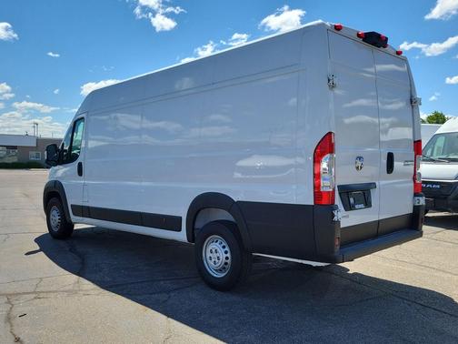 Bright White Clearcoat 2025 RAM ProMaster 3500 High Roof
