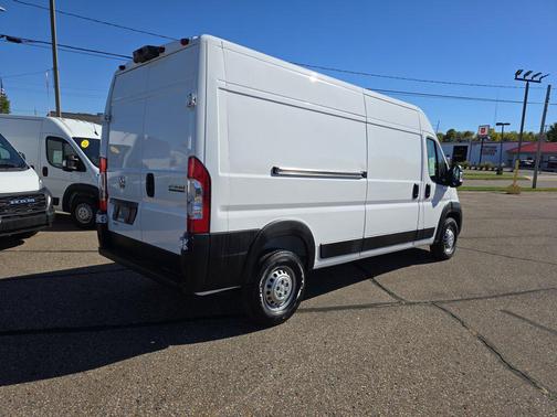 2025 RAM ProMaster 2500 Tradesman