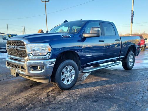 2024 RAM 2500 Big Horn Crew Cab 4x4 6'4' Box