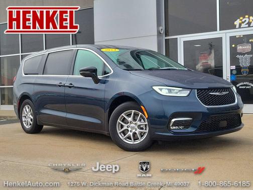 Fathom Blue Pearlcoat 2024 Chrysler Pacifica Touring L