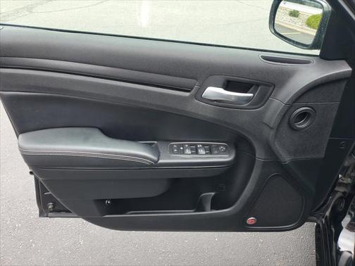 2016 Chrysler 300 S