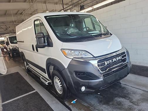 Bright White Clearcoat 2025 RAM ProMaster 2500 Tradesman
