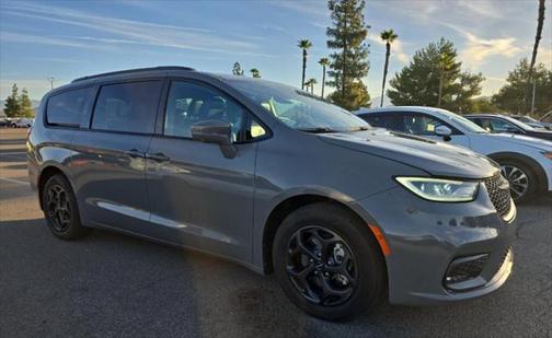 2021 Chrysler Pacifica Hybrid Touring L