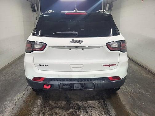 2023 Jeep Compass Trailhawk