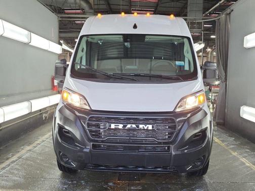 2025 RAM ProMaster 2500 Tradesman