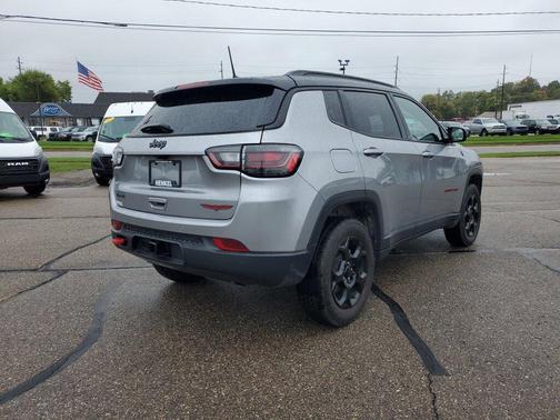 2024 Jeep Compass Trailhawk