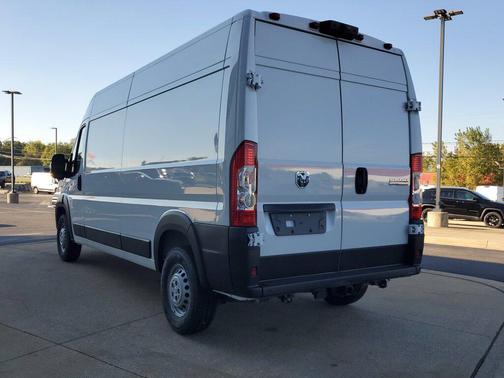 2025 RAM ProMaster 2500 Tradesman