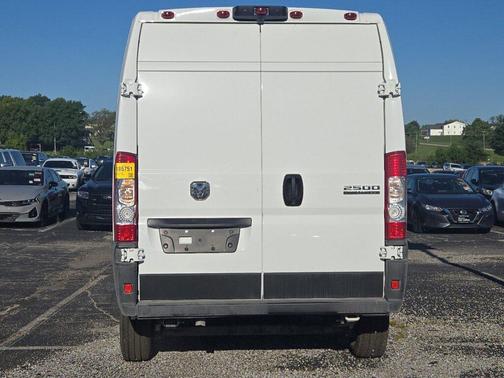 2025 RAM ProMaster 2500 Tradesman