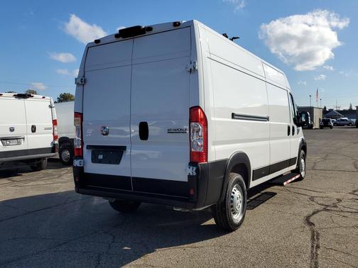 2025 RAM ProMaster 2500 Tradesman