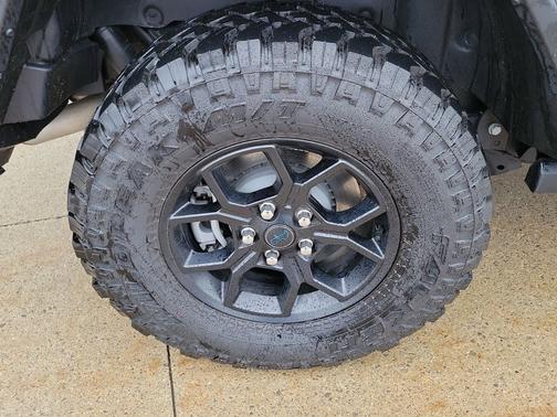 Granite Crystal Metallic Clearcoat 2025 Jeep Wrangler 4xe Willys