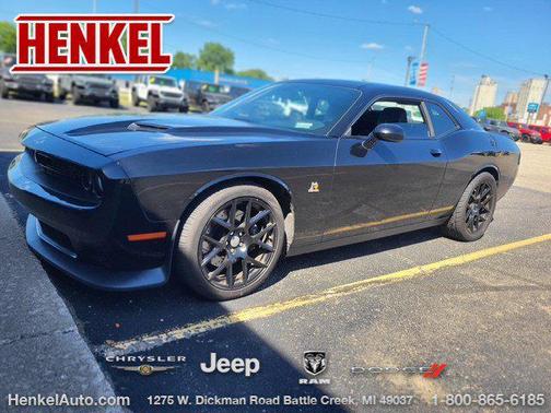 Pitch Black Clearcoat 2015 Dodge Challenger R/T Scat Pack