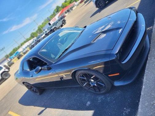 Pitch Black Clearcoat 2015 Dodge Challenger R/T Scat Pack