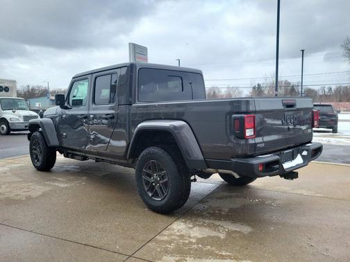 2026 Jeep Gladiator Sport S