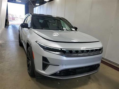 2024 Jeep Wagoneer S Launch Edition