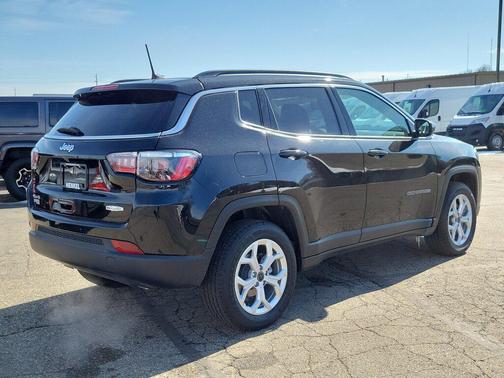 2025 Jeep Compass Latitude