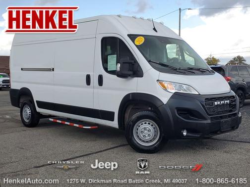 Bright White Clearcoat 2025 RAM ProMaster 2500 Tradesman