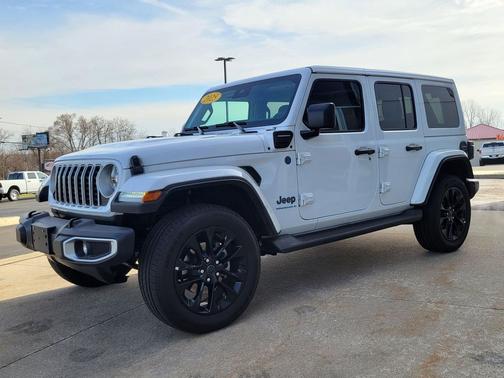 Bright White Clearcoat 2025 Jeep Wrangler 4xe Sahara