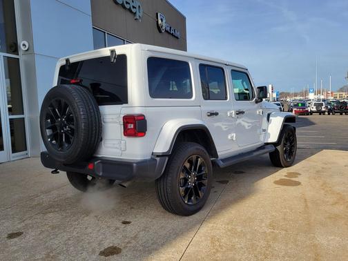 Bright White Clearcoat 2025 Jeep Wrangler 4xe Sahara