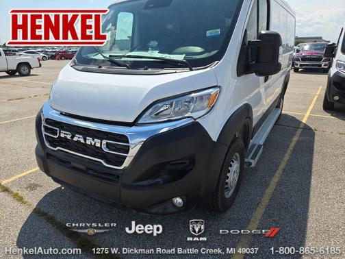Bright White Clearcoat 2025 RAM ProMaster 2500 Tradesman