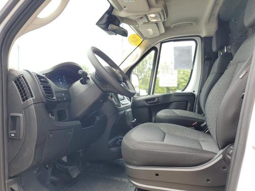 2025 RAM ProMaster 1500 Low Roof