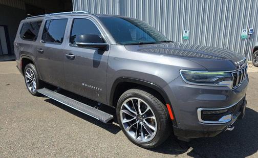 Baltic Gray Metallic Clearcoat 2023 Jeep Wagoneer L Series III 4x4