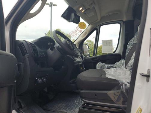 2025 RAM ProMaster 1500 Base