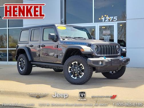 Granite Crystal Metallic Clearcoat 2025 Jeep Wrangler 4xe Rubicon